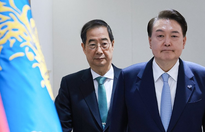 내란특검, 한덕수 자택·총리공관 압수수색…'계엄 공범' 수사