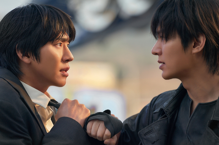 '전독시' 원작자 싱숑 "김독자가 유중혁 응원하듯 영화 응원한다"