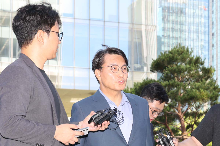 '尹 공천개입 공범' 의혹 윤상현 김건희특검 출석[노컷네컷]