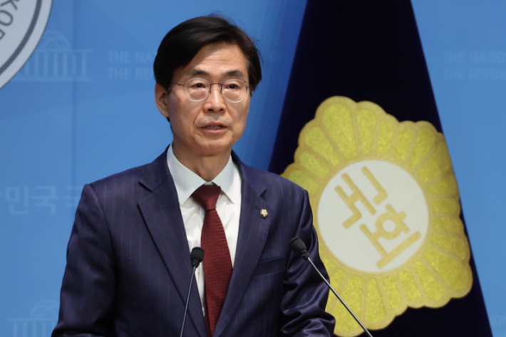 조경태 "혁신후보 단일화해야…'45+α 인적쇄신' 유연 논의"