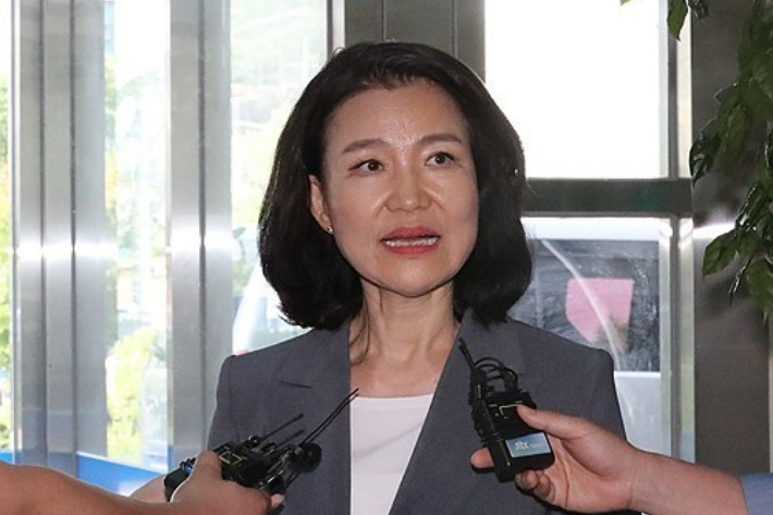 이진숙 '휴가 유감'에 與 "물러나서 휴가 즐기라" 총공세(종합)