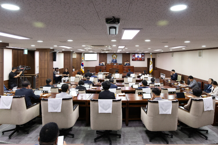 본회의장. 순천시의회 제공