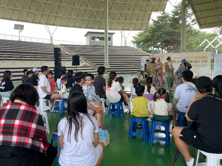 구석구석 문화배달 공연. 울진군 제공