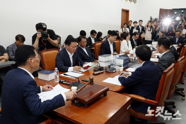 상법·노란봉투법 與 단독처리에…野 "여야 협치 거슬러"