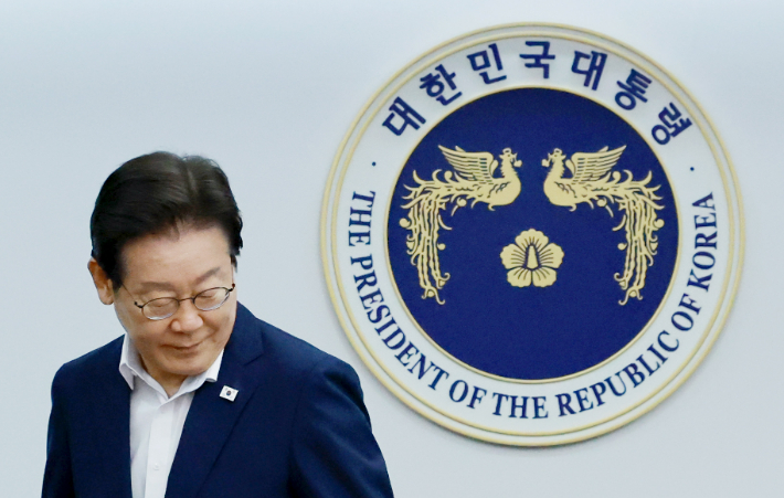 투명성∙선명성 높인 李정부…통상∙인사는 '철벽 방어'