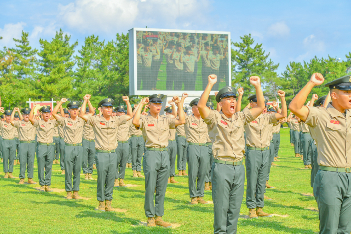 해병대 교육훈련단 행사연병장에서 31일 해병대 신병 1319기 수료식이 거행됐다. 해병대교육훈련단 제공