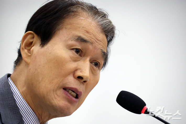 권오을 국가보훈부장관. 윤창원 기자