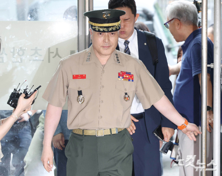 '채상병 사건 외압 폭로' 박정훈 대령 특검 출석