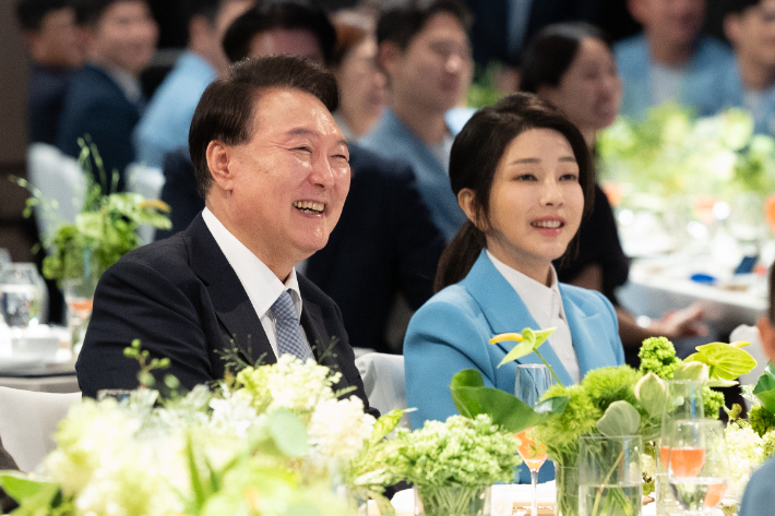 윤석열 전 대통령과 부인 김건희씨. 연합뉴스