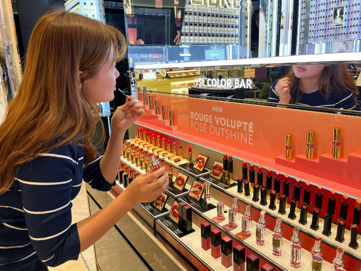 바캉스 뷰티 페어. 신세계백화점 제공