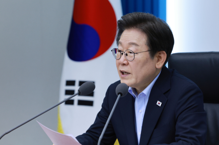 [단독]광복절 특사 '대규모' 검토…'건폭몰이' 노동자 포함