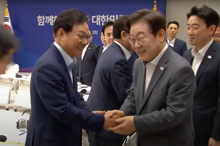 李 대통령 만난 박완수 "특별재난지역 추가 지정 건의"