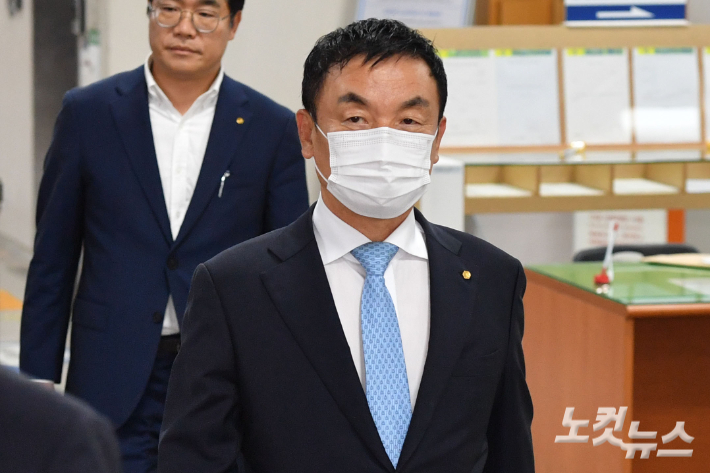 특검, 도이치 주가조작 권오수 소환…내일은 공천개입 김영선 불러