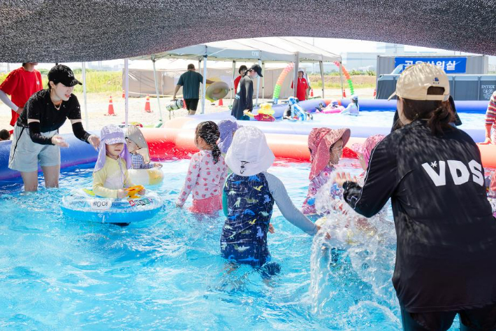 야외 물놀이장. 광양만권 경제자유구역청 제공