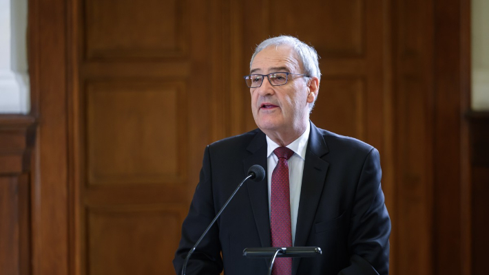 발언하는 기 파르믈랭 스위스 경제장관. 연합뉴스