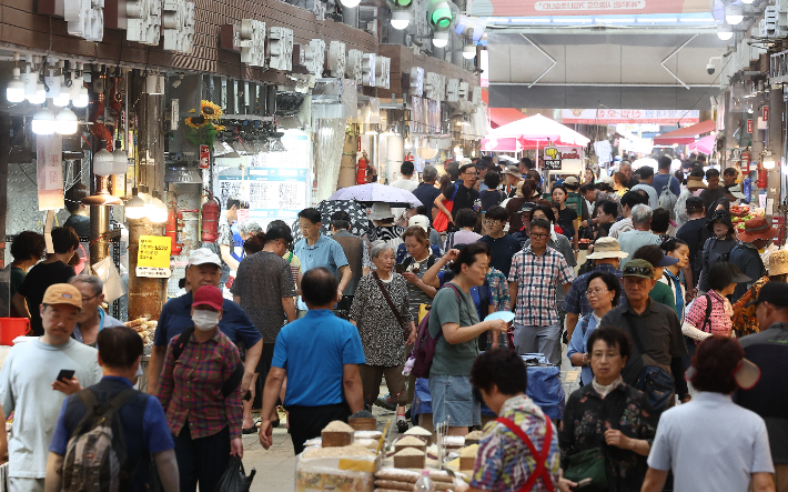7월 소비자물가 2.1% 상승…두 달 연속 2%대