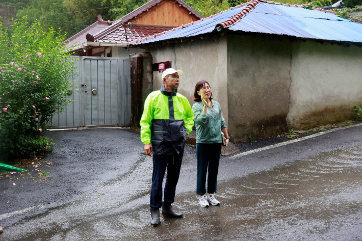 김철우 군수가 집중 호우 대비 읍면 현장을 점검하고 있다. 보성군 제공
