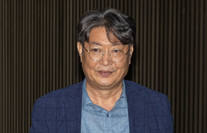 이춘석, 민주 탈당·법사위원장 사임…정청래 "기강 잡겠다"