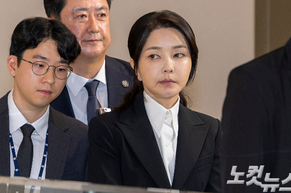 [칼럼]김건희의 '센터 본능'