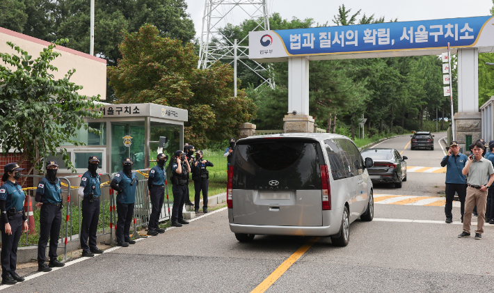 김건희 특검, 尹 체포영장 재집행…물리력 동원 경고