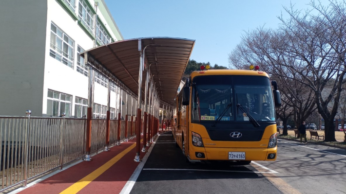 부산혜남학교 통학버스. 부산시교육청 제공