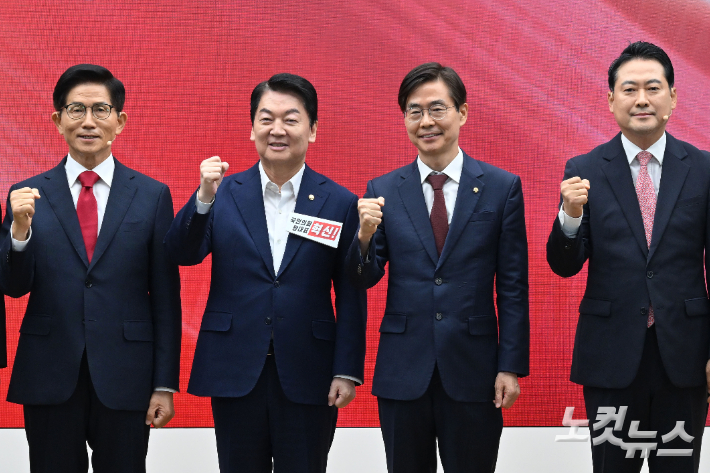 왼쪽부터 김문수·안철수·조경태·장동혁 후보. 황진환 기자