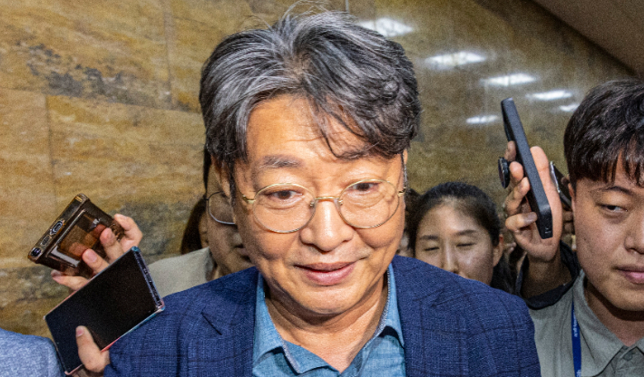 [속보]與윤리심판원 "매우 중차대한 비위…이춘석·보좌관 제명"