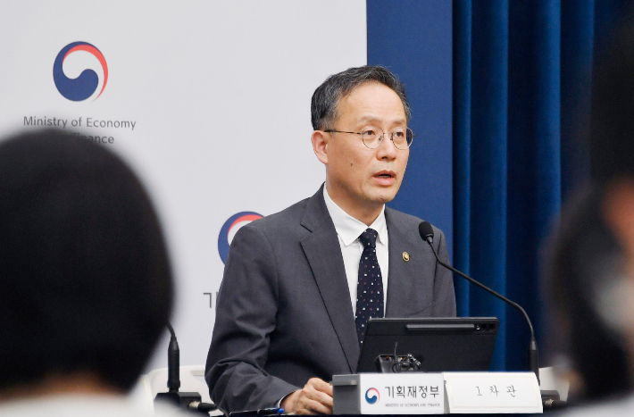 '50억 기준' 유턴 기류…10일 고위당정 변곡점
