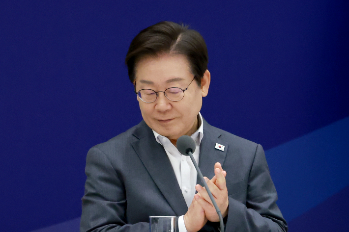 휴가 마친 李대통령, 한미·한일 정상회담 준비는?
