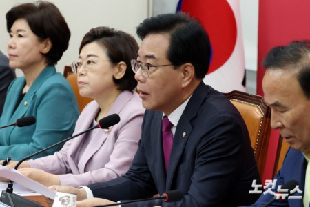 발언하는 송언석 비대위원장 겸 원내대표