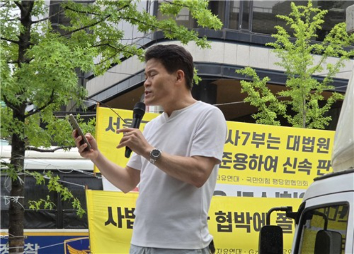 '전한길 표적' 김근식 "용팔이 깡패 아니냐…품격 없어"