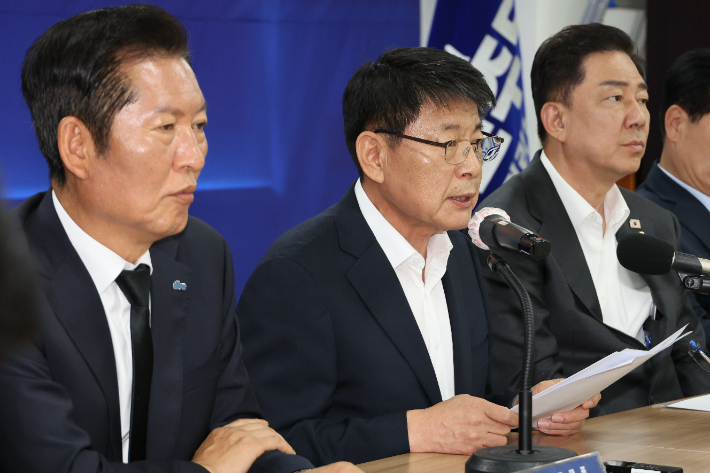 더불어민주당 서삼석 최고위원(호남발전특별위원회 위원장)이 호남발전특별위원회의 수석부위원장 내정을 공식 발표했다. 민주당 호남발전특별위원회 제공