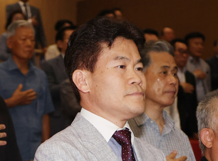 국힘 "전한길 소명 듣고 징계 판단…행사장밖 행동은 못 막아"