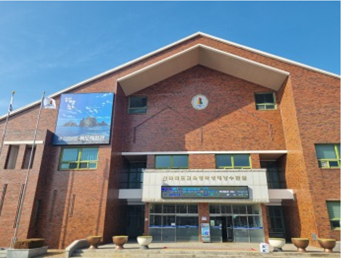 전북교육청 학생해양수련원 본관 전경. 전북교육청 제공
