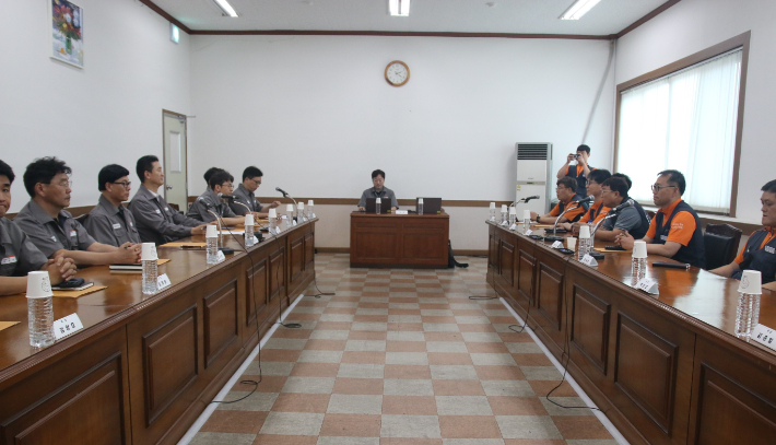 광주공장 화재사고 수습을 위해 노사 합의를 마친 금호타이어(대표 정일택)가 올해 임금교섭에 돌입했다. 금호타이어 제공