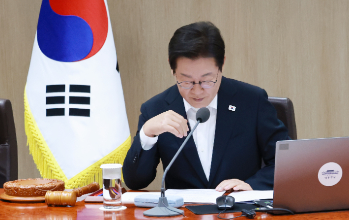'조국 사면'에 엇갈린 여야…대통령실은 거리두기?[박지환의 뉴스톡]