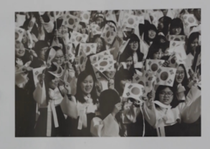 3.13 만세운동을 재연하는 기전여자고등학교 학생들. 기전여자고등학교 제공