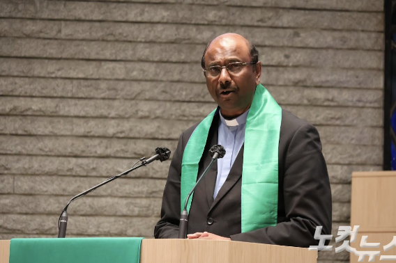 제리 필레이 총무는 "WCC는 한반도 평화와 통일이라는 비전과 사명을 바라보며 순례의 길을 걷고 있는 한국교회의 동반자"라며 "우리 스스로만으로는 한반도의 평화로운 통일이 매우 어려워 보일 수 있지만, 하나님의 능력과 우리가 하나님께 순종할 때, 모든 것이 가능하다"고 강조했다.  