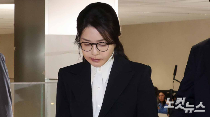 구속 기로 김건희…특검, 가방·목걸이·시계 진술 확보[뉴스쏙:속]