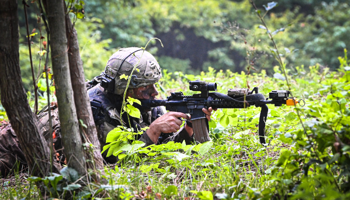 지난해 대회에 참여해 산악지역 전투 중인 미군 장병 모습. 육군 과학화전투훈련단 제공