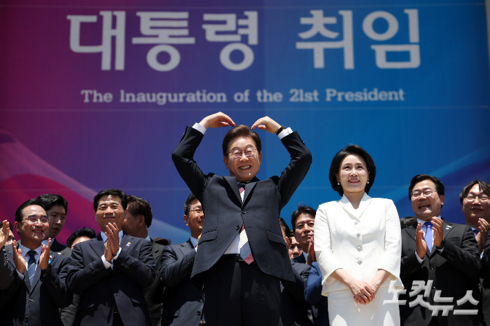 '국민에 보고' 李정부 청사진 보니…1호 과제는 개헌