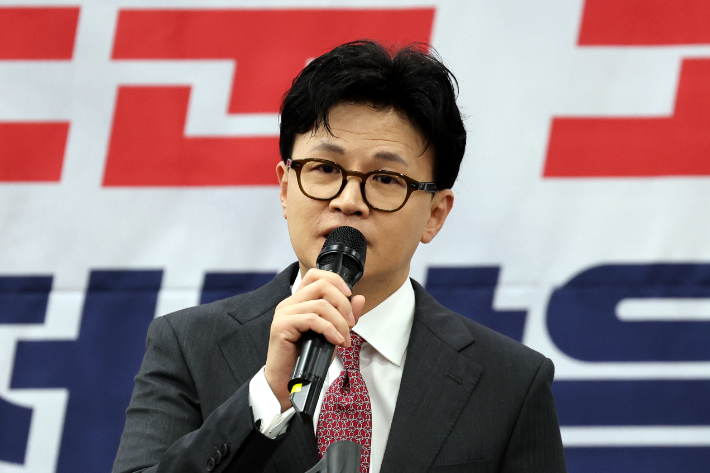 '청담동 술자리 의혹' 손해배상 승소 한동훈 "민주당 사과하라"