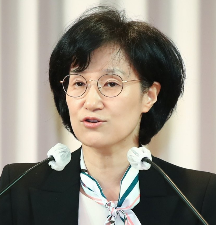 [속보]여가부 장관 후보자에 원민경 변호사