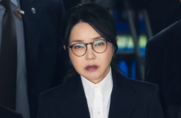 수용번호 '4398' 김건희, '식사'는 걸러도 내일 특검엔 나온다