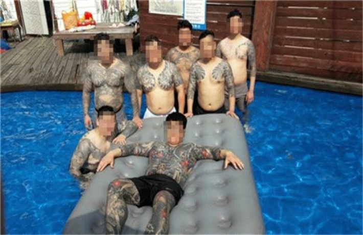 조폭 동경 10대 끌어들여 '조직 재건'…조폭 34명 붙잡혀