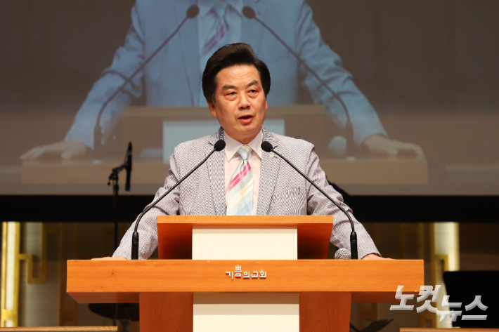 예배에서는 부본부장 임명운 목사(항도교회, 사진)가 호세아 6:3을 통해 '알자! 힘써 알자!'를 제목으로 설교했다. 유상원 아나운서