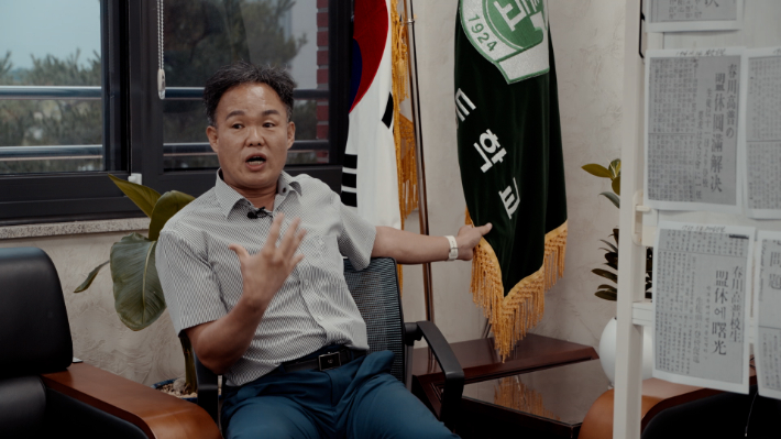 이상철 춘천고등학교 교장이 '춘천 상록회' 항일 운동을 설명하고 있다. 이상철 제공