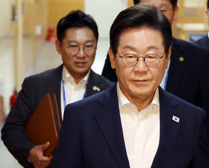 국정지지도 '비상'…2주 연속 급락에 51.1% 최저치