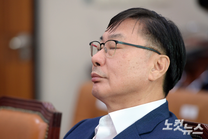 '쪼개기 후원 등 혐의' 이화영, 닷새간 국민참여재판 받는다