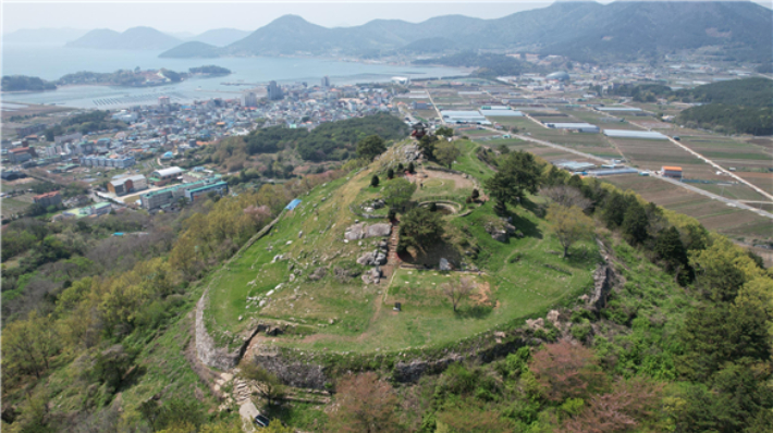 거제 수정산성. 경남도청 제공 